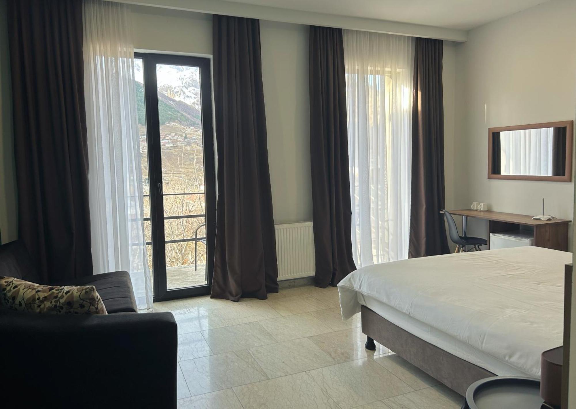 Hotel Shushabandi Kazbegi Esterno foto
